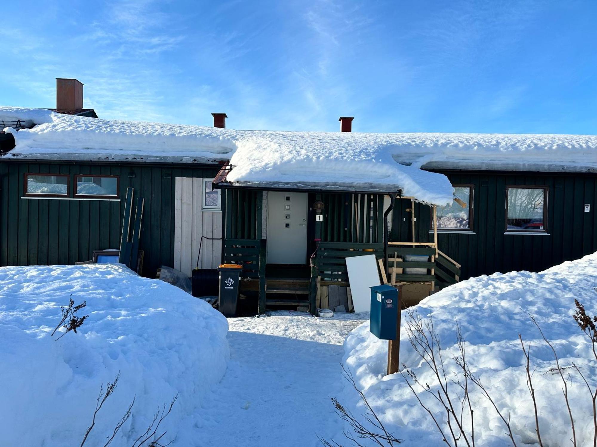 Your Home Away From Home, Apartment 1 Тромсьо Екстериор снимка